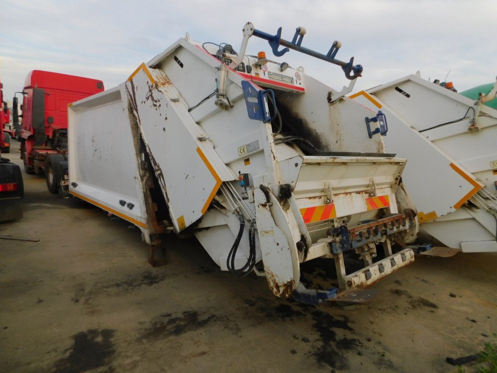 Szemetesautó felépítmény Hidro mak Compactor hidro mak 15 m3: 1 kép.