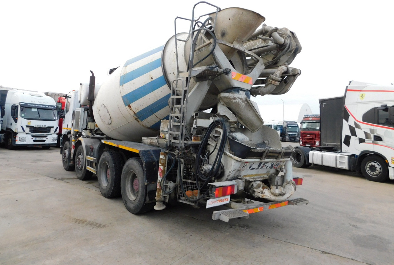 Iveco 410e44h80 - Betonmixer: 4 kép. Iveco 410e44h80 - Betonmixer: 4 kép.