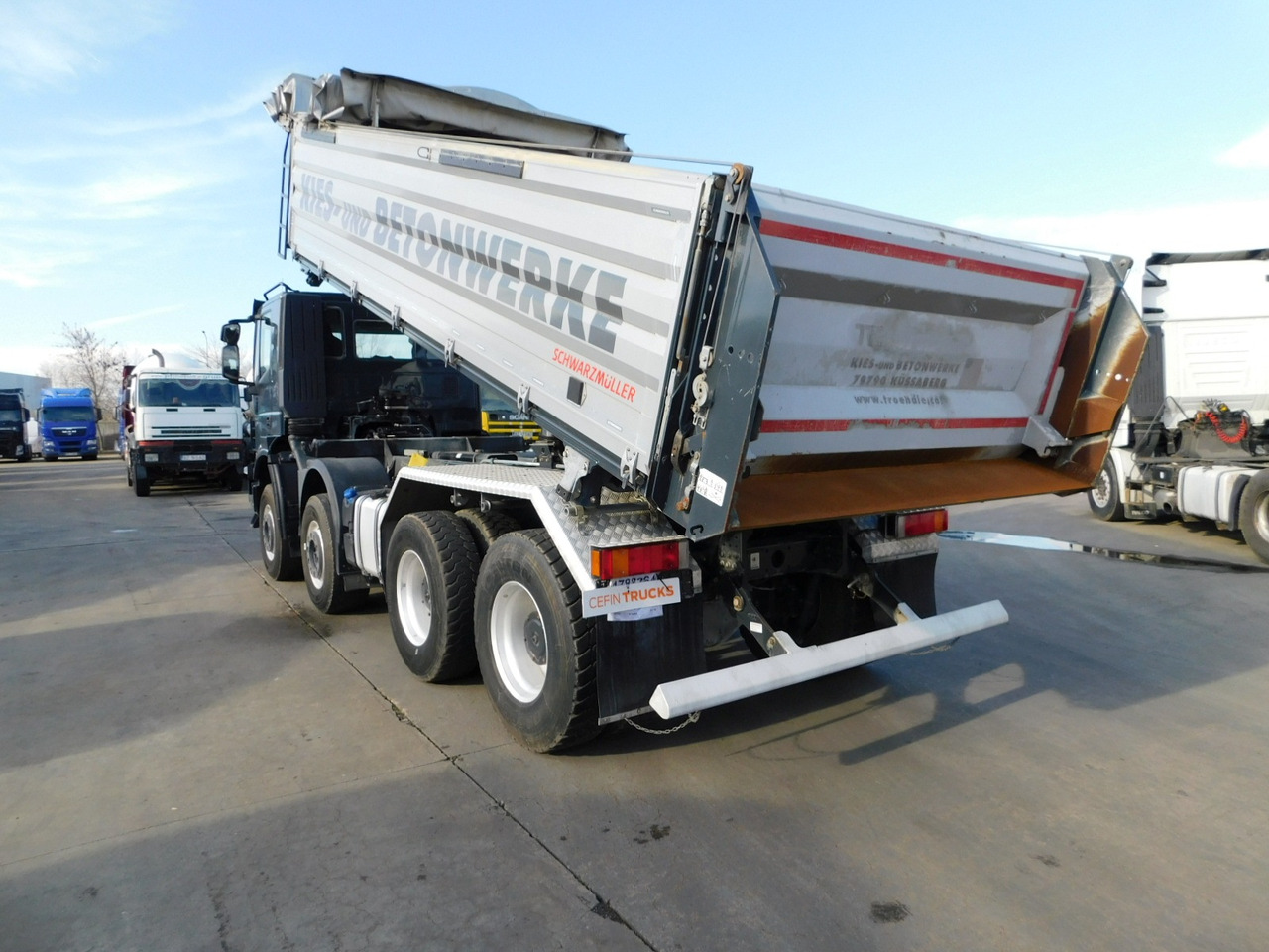 Iveco Ad 340t - Billenőplatós teherautó: 4 kép. Iveco Ad 340t - Billenőplatós teherautó: 4 kép.