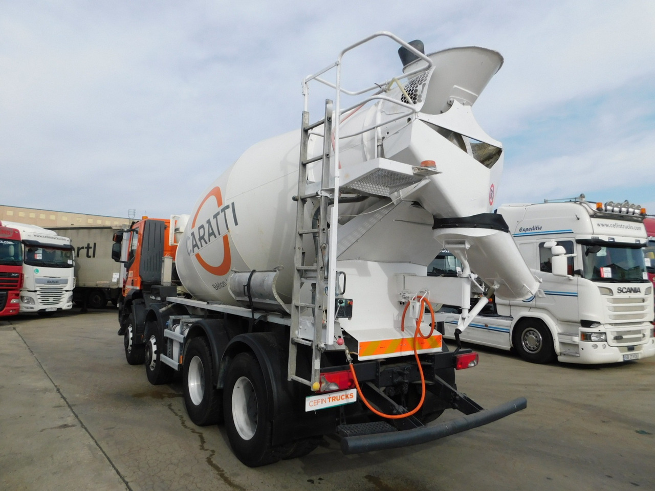 Iveco Ad340tb - Betonmixer: 4 kép. Iveco Ad340tb - Betonmixer: 4 kép.