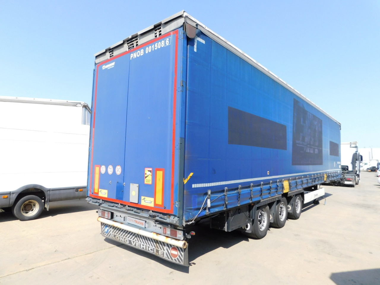 Krone Sd da06clnf - Ponyvás félpótkocsi: 3 kép. Krone Sd da06clnf - Ponyvás félpótkocsi: 3 kép.