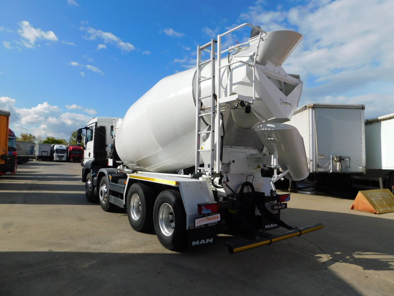 Man Tgs 32420 - Betonmixer: 4 kép. Man Tgs 32420 - Betonmixer: 4 kép.