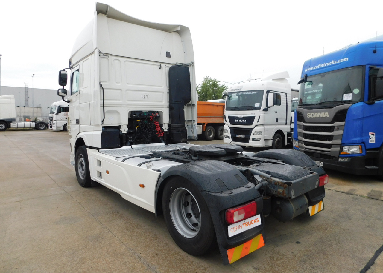 Daf Xf 460 ft - Nyergesvontató: 4 kép. Daf Xf 460 ft - Nyergesvontató: 4 kép.