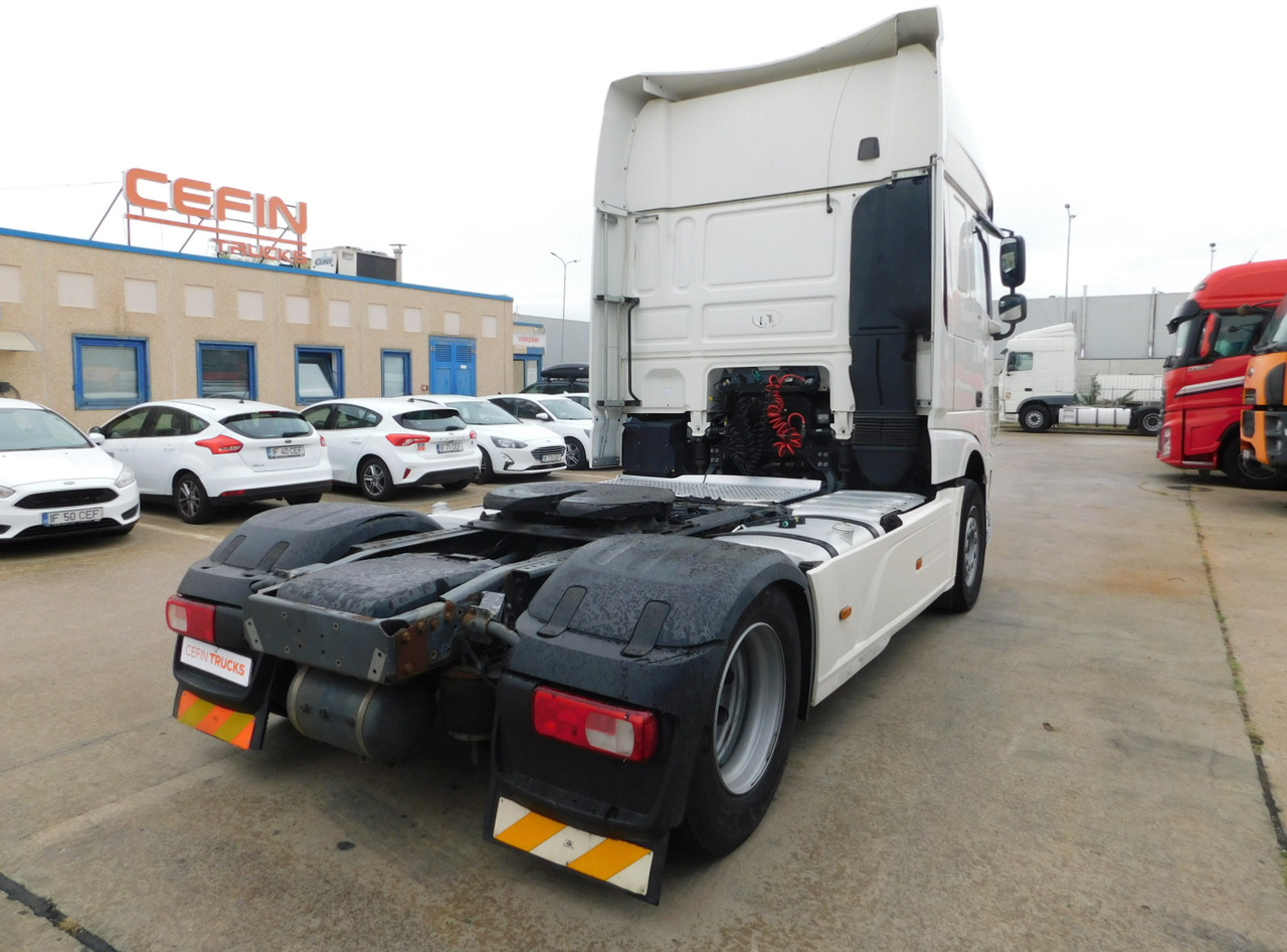 Daf Xf 460 ft - Nyergesvontató: 3 kép. Daf Xf 460 ft - Nyergesvontató: 3 kép.