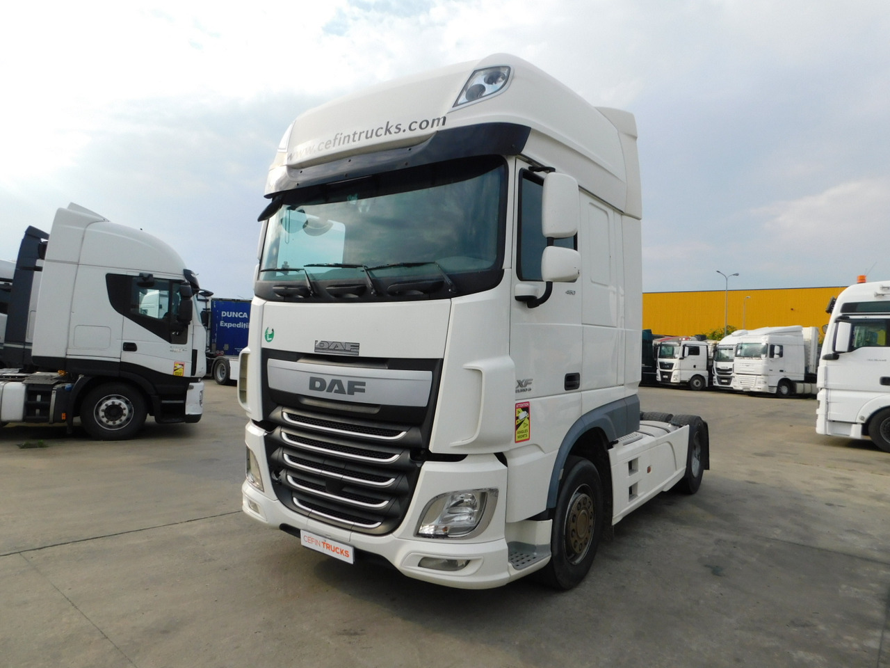 Daf Xf 460 ft - Nyergesvontató: 1 kép. Daf Xf 460 ft - Nyergesvontató: 1 kép.