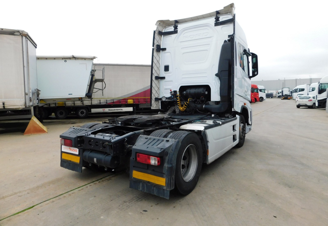 Ford F max 4x2 scab e6 12s2620 - Nyergesvontató: 3 kép. Ford F max 4x2 scab e6 12s2620 - Nyergesvontató: 3 kép.