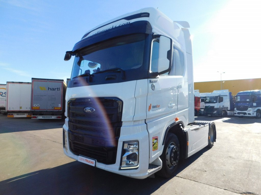 Ford F max 4x2 scab e6 12s2620 - Nyergesvontató: 1 kép. Ford F max 4x2 scab e6 12s2620 - Nyergesvontató: 1 kép.