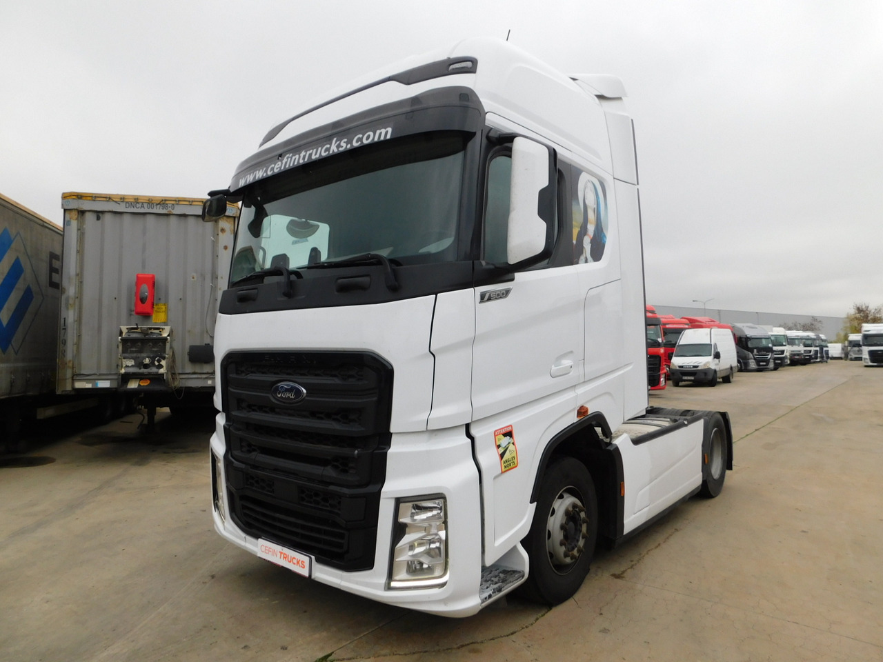 Ford F max 4x2 scab e6 12s2620 - Nyergesvontató: 1 kép. Ford F max 4x2 scab e6 12s2620 - Nyergesvontató: 1 kép.