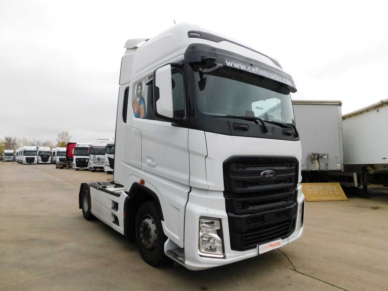 Ford F max 4x2 scab e6 12s2620 - Nyergesvontató: 2 kép. Ford F max 4x2 scab e6 12s2620 - Nyergesvontató: 2 kép.