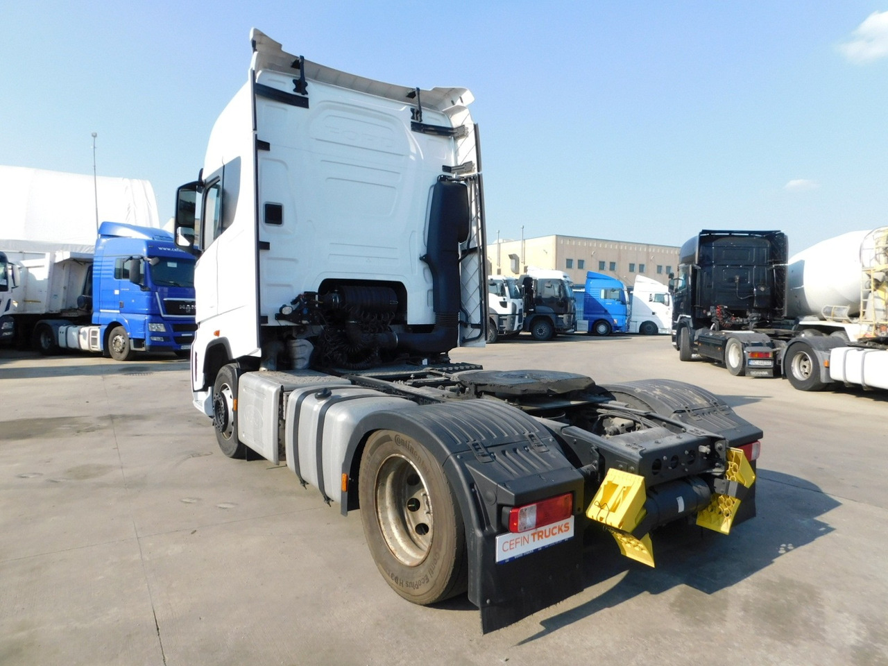 Ford F max 4x2 scab e6 12tx2620 ecotorq - Nyergesvontató: 4 kép. Ford F max 4x2 scab e6 12tx2620 ecotorq - Nyergesvontató: 4 kép.
