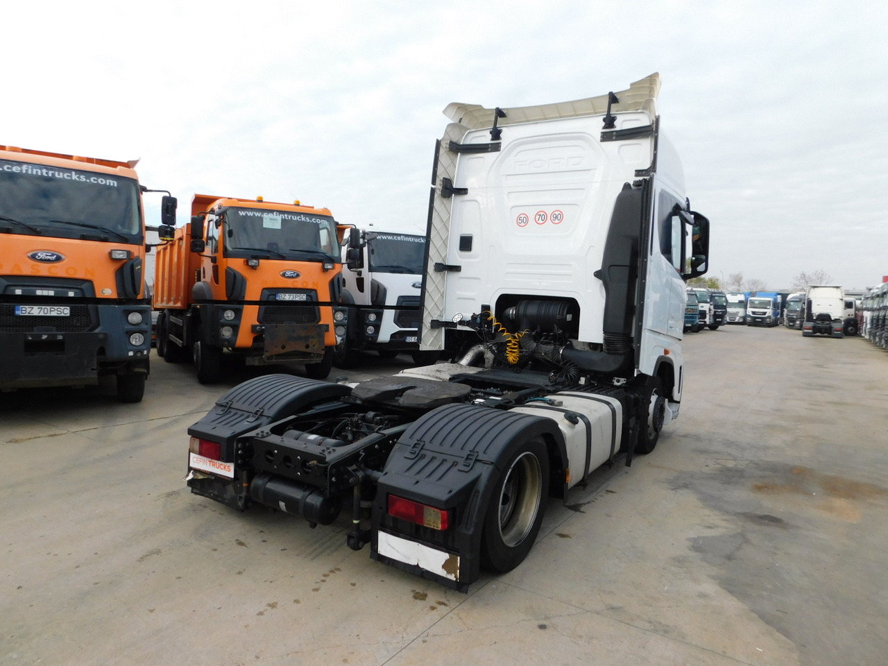 Ford F max ll 4x2 scab e6 12tx2620 - Nyergesvontató: 3 kép. Ford F max ll 4x2 scab e6 12tx2620 - Nyergesvontató: 3 kép.