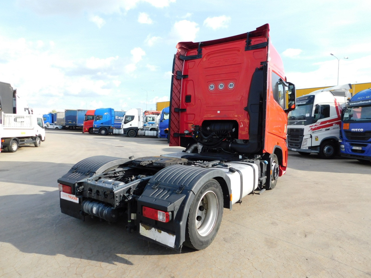 Ford F max ll 4x2 scab e6 12tx2620 - Nyergesvontató: 3 kép. Ford F max ll 4x2 scab e6 12tx2620 - Nyergesvontató: 3 kép.