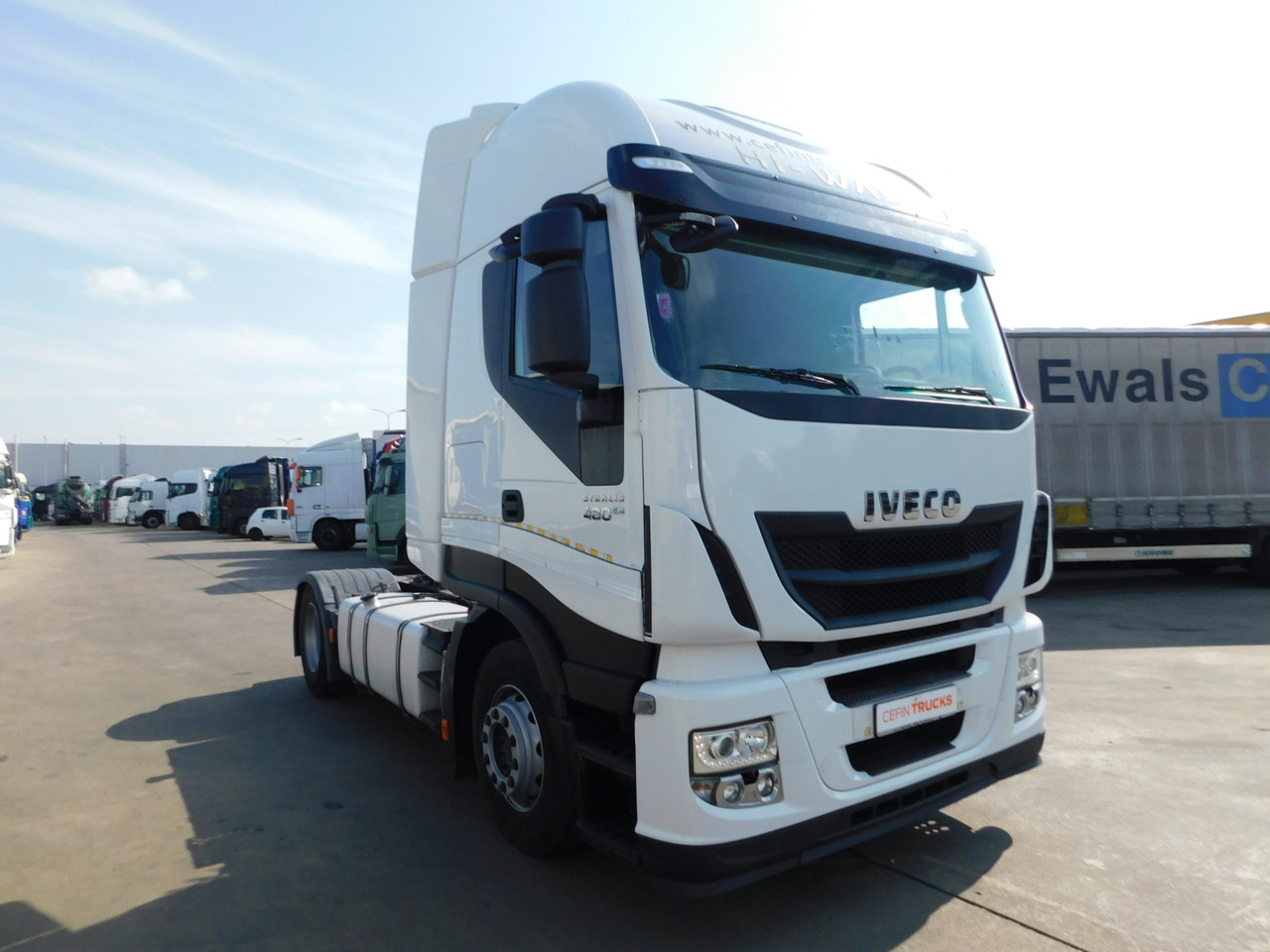Iveco As440s48t - Nyergesvontató: 2 kép. Iveco As440s48t - Nyergesvontató: 2 kép.