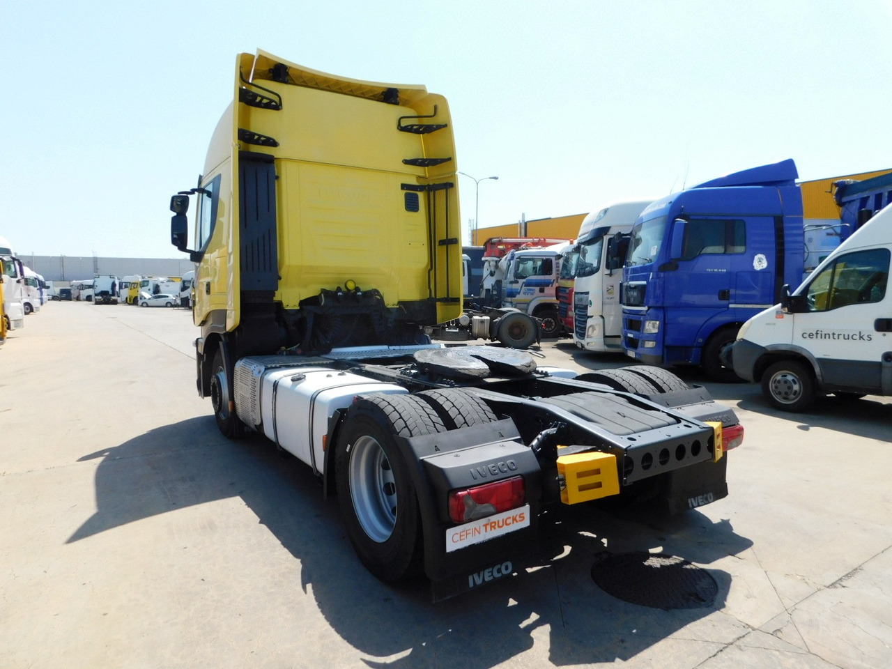Iveco As440stp - Nyergesvontató: 4 kép. Iveco As440stp - Nyergesvontató: 4 kép.