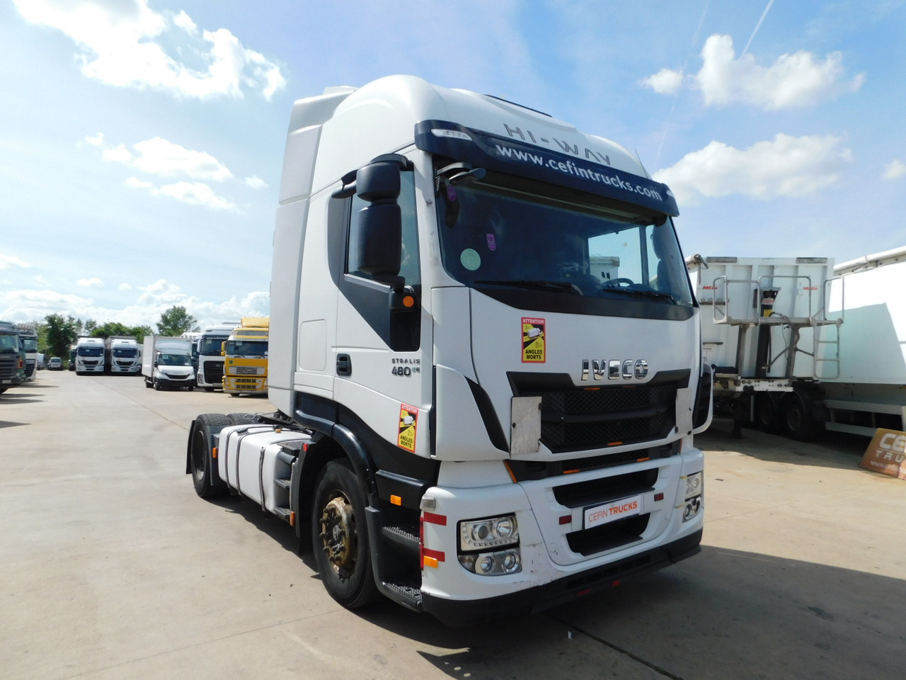 Iveco As440tp - Nyergesvontató: 2 kép. Iveco As440tp - Nyergesvontató: 2 kép.