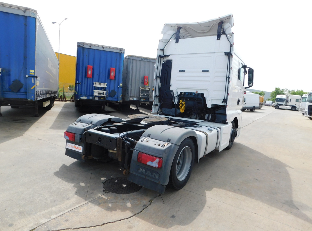 Man Tgx 18480 - Nyergesvontató: 3 kép. Man Tgx 18480 - Nyergesvontató: 3 kép.