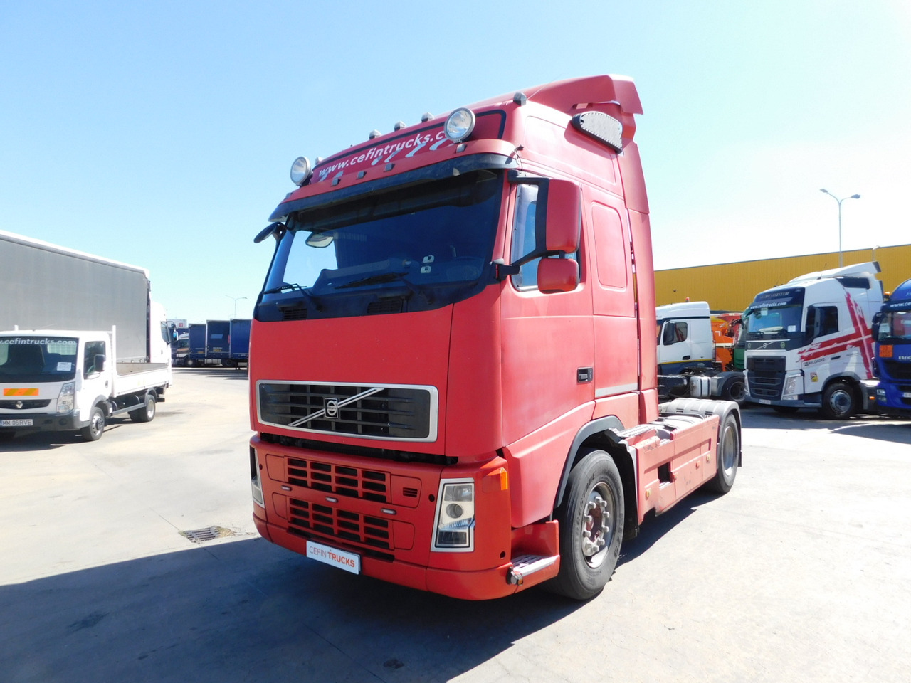 Volvo Fh 12 420 fh42 tb - Nyergesvontató: 1 kép. Volvo Fh 12 420 fh42 tb - Nyergesvontató: 1 kép.