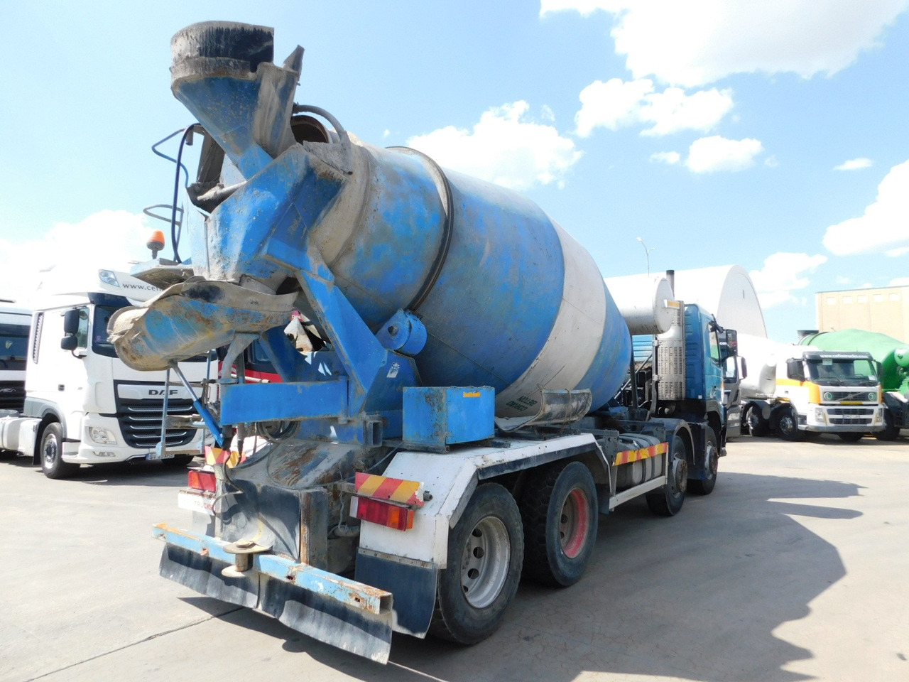 Volvo Fm9 380 - Betonmixer: 3 kép. Volvo Fm9 380 - Betonmixer: 3 kép.