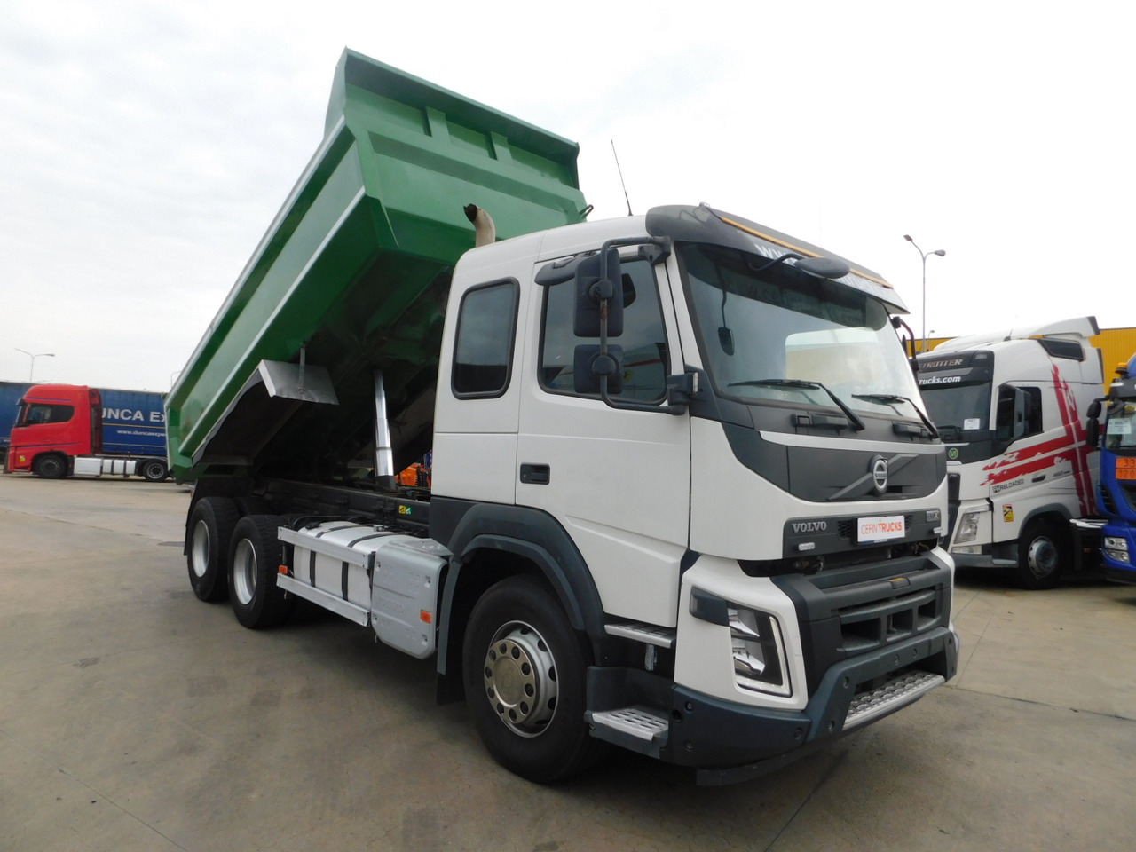 Volvo Fmx 460 - Billenőplatós teherautó: 2 kép. Volvo Fmx 460 - Billenőplatós teherautó: 2 kép.
