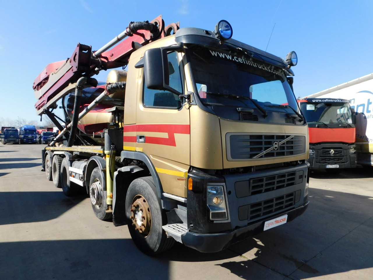 Volvo Pompa de beton cu mixer fm 9 - Betonmixer: 2 kép. Volvo Pompa de beton cu mixer fm 9 - Betonmixer: 2 kép.