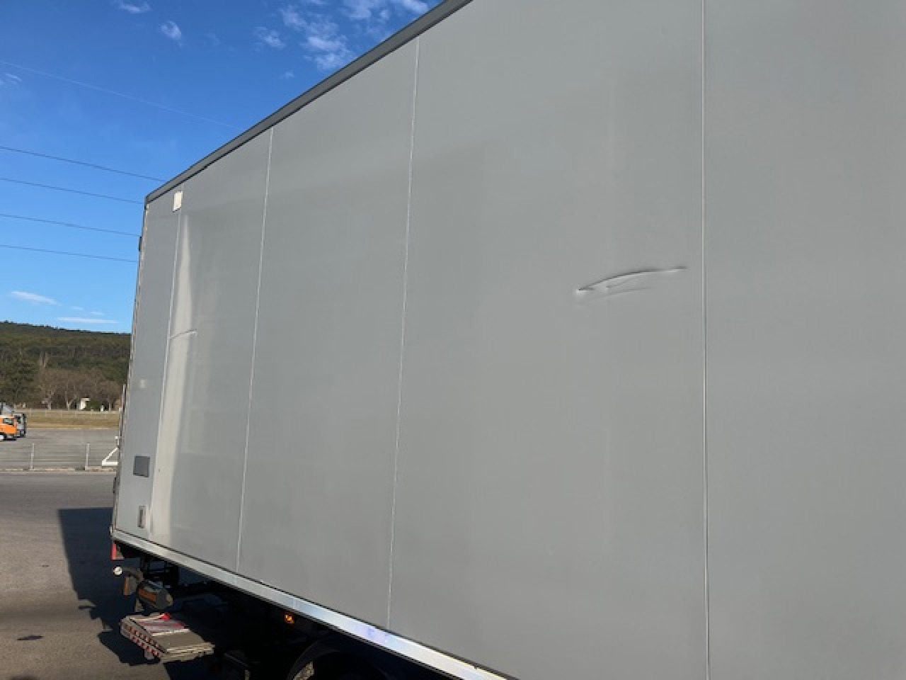 MAN TGM 15.290 4x2 LL Tiefkühler ATP möglich Euro6 - Hűtős kisteherautó: 3 kép. MAN TGM 15.290 4x2 LL Tiefkühler ATP möglich Euro6 - Hűtős kisteherautó: 3 kép.