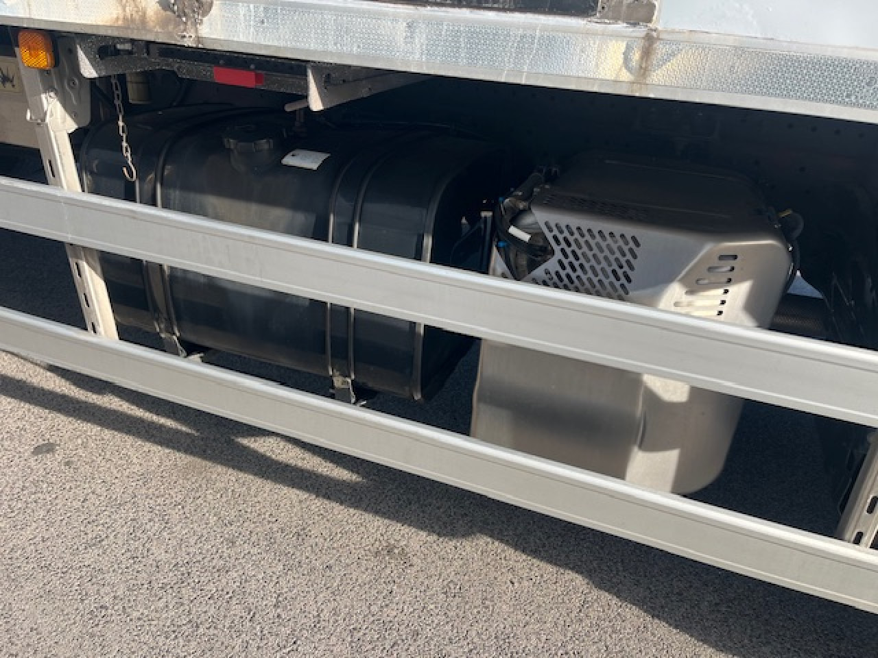 MAN TGM 15.290 4x2 LL Tiefkühler ATP möglich Euro6 - Hűtős kisteherautó: 4 kép. MAN TGM 15.290 4x2 LL Tiefkühler ATP möglich Euro6 - Hűtős kisteherautó: 4 kép.