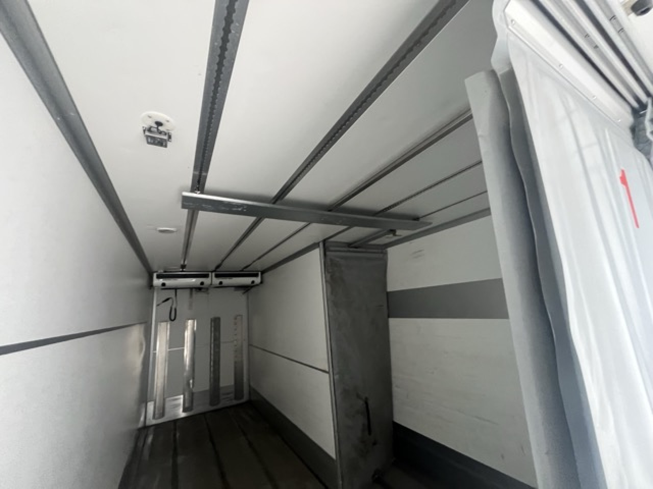 MAN TGM 15.290 4x2 LL Tiefkühler ATP möglich Euro6 - Hűtős kisteherautó: 2 kép. MAN TGM 15.290 4x2 LL Tiefkühler ATP möglich Euro6 - Hűtős kisteherautó: 2 kép.