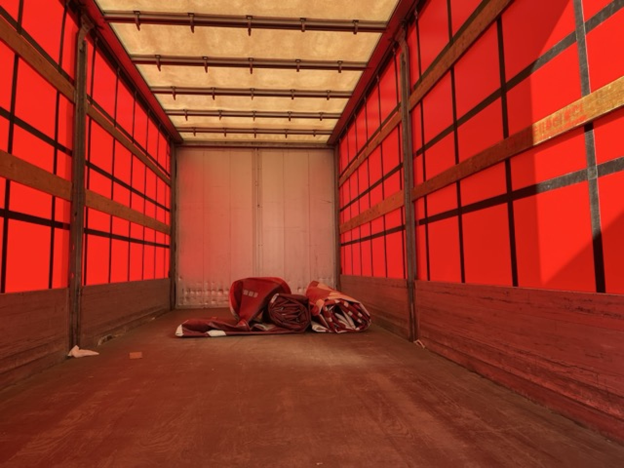 Ponyvás teherautó MAN TGM 18.320 4x2 BL Durchladbar - mit Tandemhänger: 15 kép. Ponyvás teherautó MAN TGM 18.320 4x2 BL Durchladbar - mit Tandemhänger: 15 kép.