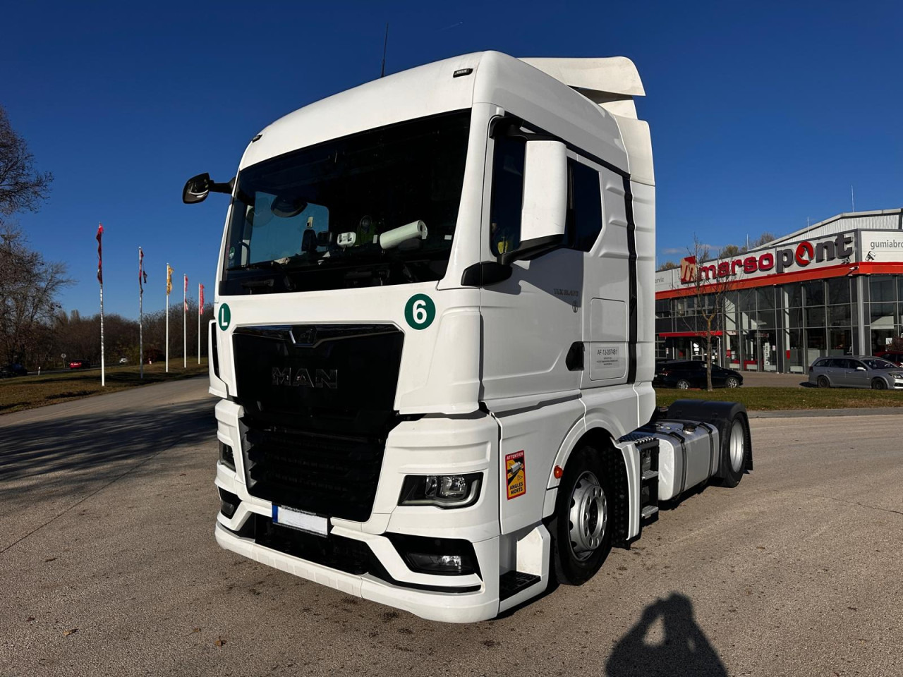 MAN MAN TGX 18.470 LL SA Euro6 Retarder Luftfeder ZV - Nyergesvontató: 1 kép. MAN MAN TGX 18.470 LL SA Euro6 Retarder Luftfeder ZV - Nyergesvontató: 1 kép.