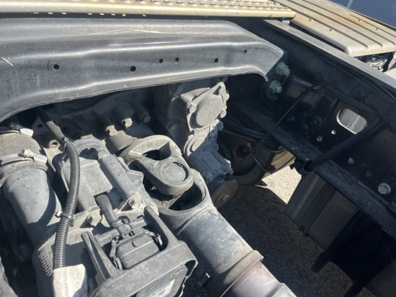 MAN TGX 18.510 4x2 BL-SA Euro6 Intarder Klima - Nyergesvontató: 4 kép. MAN TGX 18.510 4x2 BL-SA Euro6 Intarder Klima - Nyergesvontató: 4 kép.