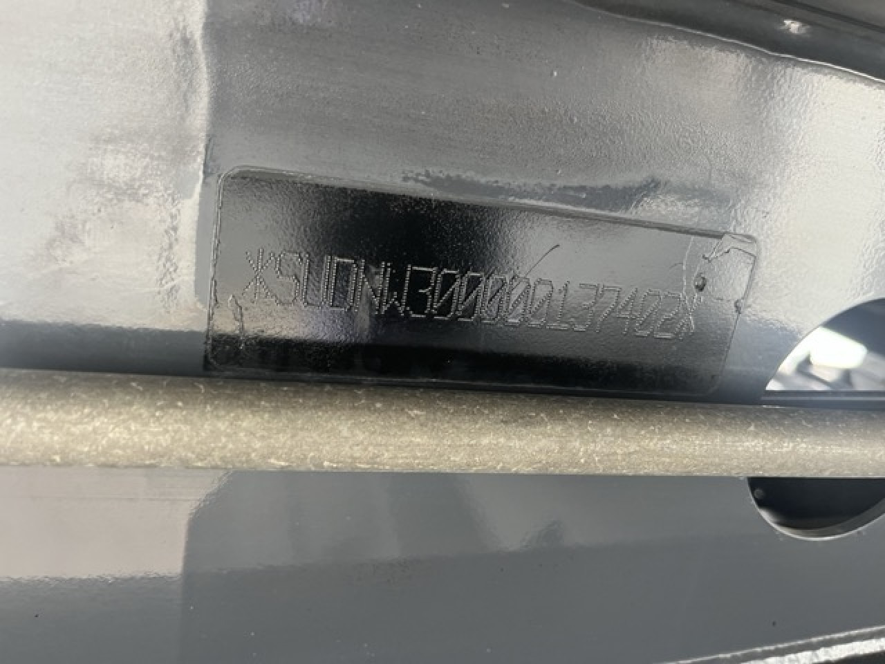 WIELTON SCRAP MASTER 55cbm SCHROTTMULDE - Félpótkocsi billenőplatós: 5 kép. WIELTON SCRAP MASTER 55cbm SCHROTTMULDE - Félpótkocsi billenőplatós: 5 kép.