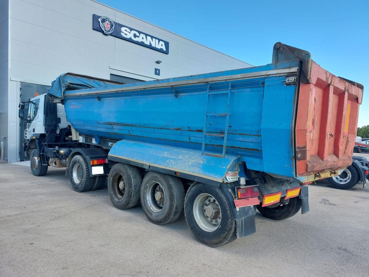Nyergesvontató IVECO Trakker: 9 kép.
