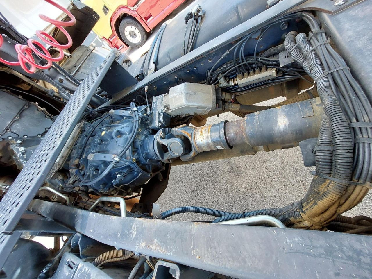 IVECO Trakker - Nyergesvontató: 5 kép. IVECO Trakker - Nyergesvontató: 5 kép.