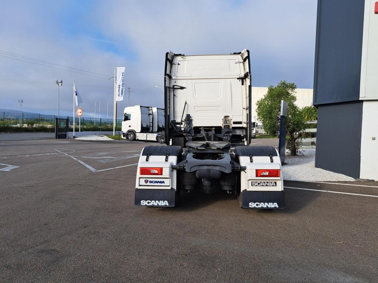 Scania S 500 - Nyergesvontató: 4 kép. Scania S 500 - Nyergesvontató: 4 kép.