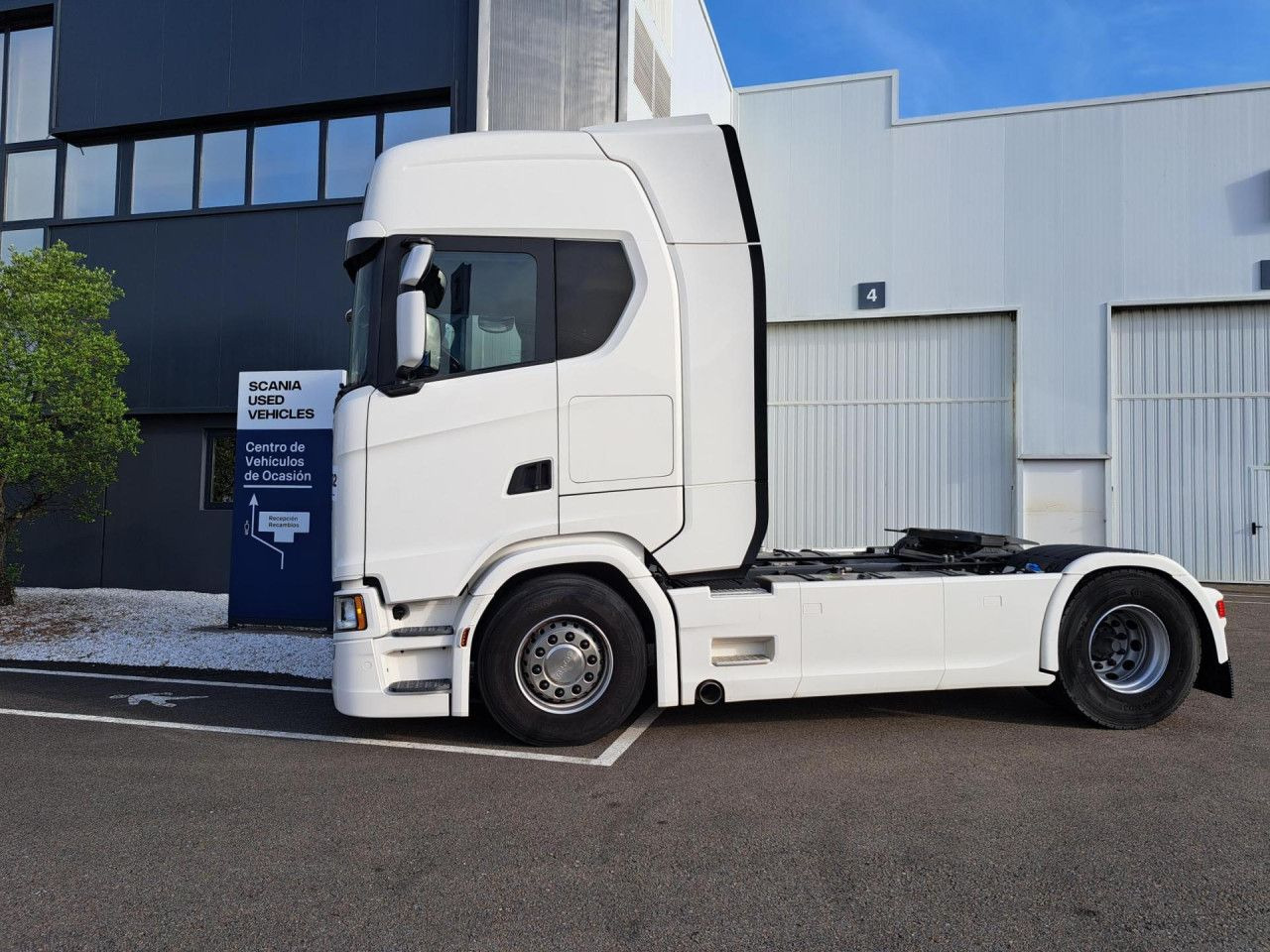 Scania S 500 - Nyergesvontató: 2 kép. Scania S 500 - Nyergesvontató: 2 kép.