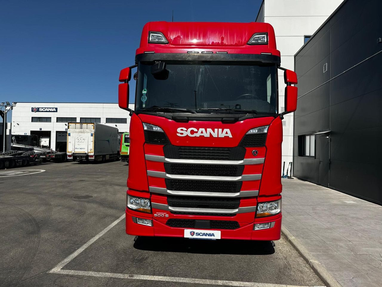Scania S 500 - Nyergesvontató: 4 kép. Scania S 500 - Nyergesvontató: 4 kép.