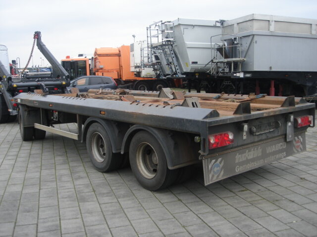 ASM PA 24 SKELMSK ASM PA24, 2x Anh. f. Absetzcontainer - Pótkocsi cserefelépítményes: 3 kép. ASM PA 24 SKELMSK ASM PA24, 2x Anh. f. Absetzcontainer - Pótkocsi cserefelépítményes: 3 kép.