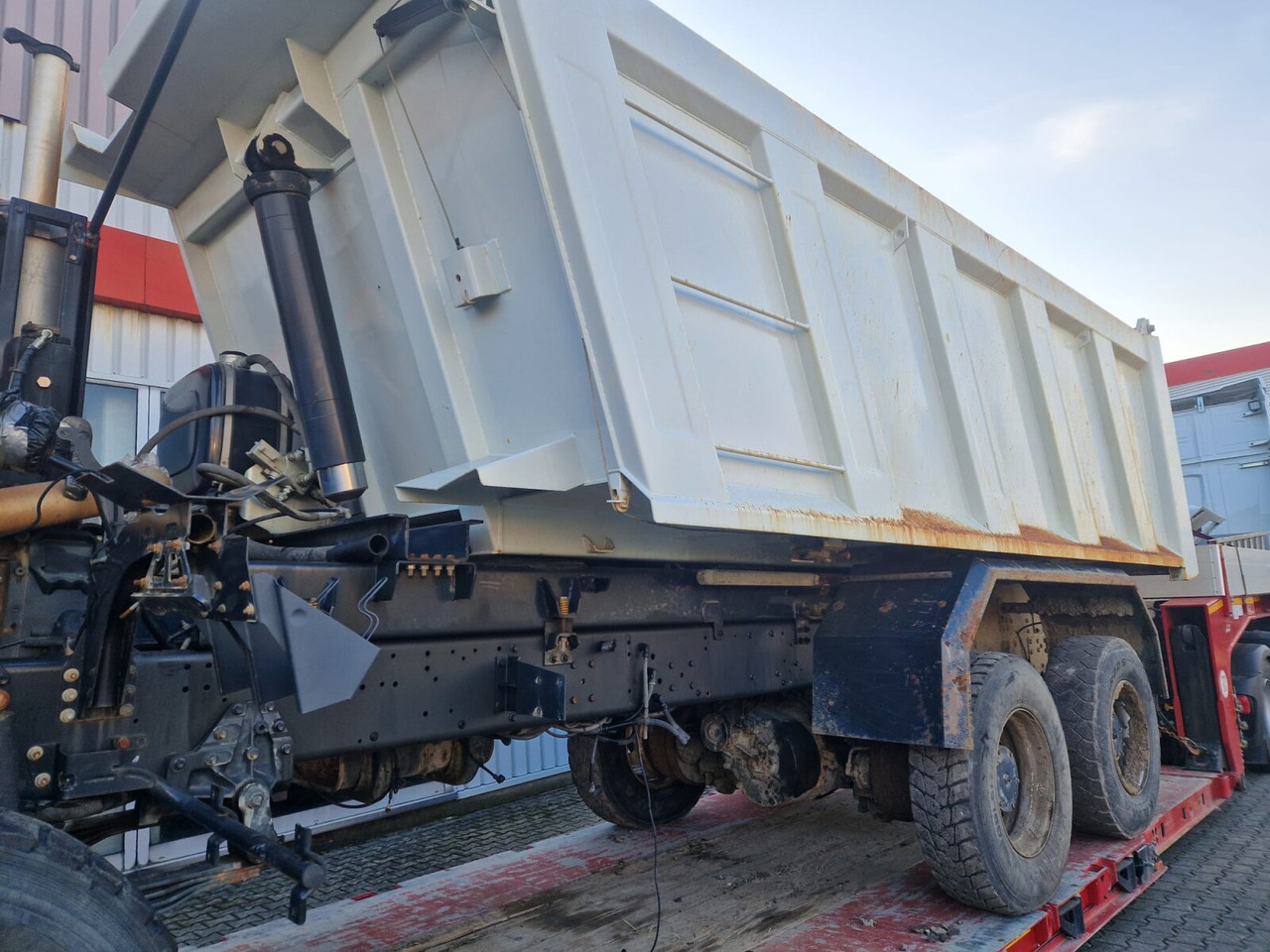 Dömper ASTRA HHD9 6x6 ASTRA HHD9 6x6, Cursor 13: 9 kép.