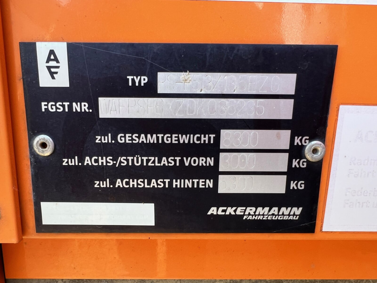 Ackermann PS-F 5.3/13.5 EZG SPS PS-F 5.3/13.5 EZG SPS, Edscha-Verdeck, Lenkachse - Ponyvás félpótkocsi: 5 kép. Ackermann PS-F 5.3/13.5 EZG SPS PS-F 5.3/13.5 EZG SPS, Edscha-Verdeck, Lenkachse - Ponyvás félpótkocsi: 5 kép.