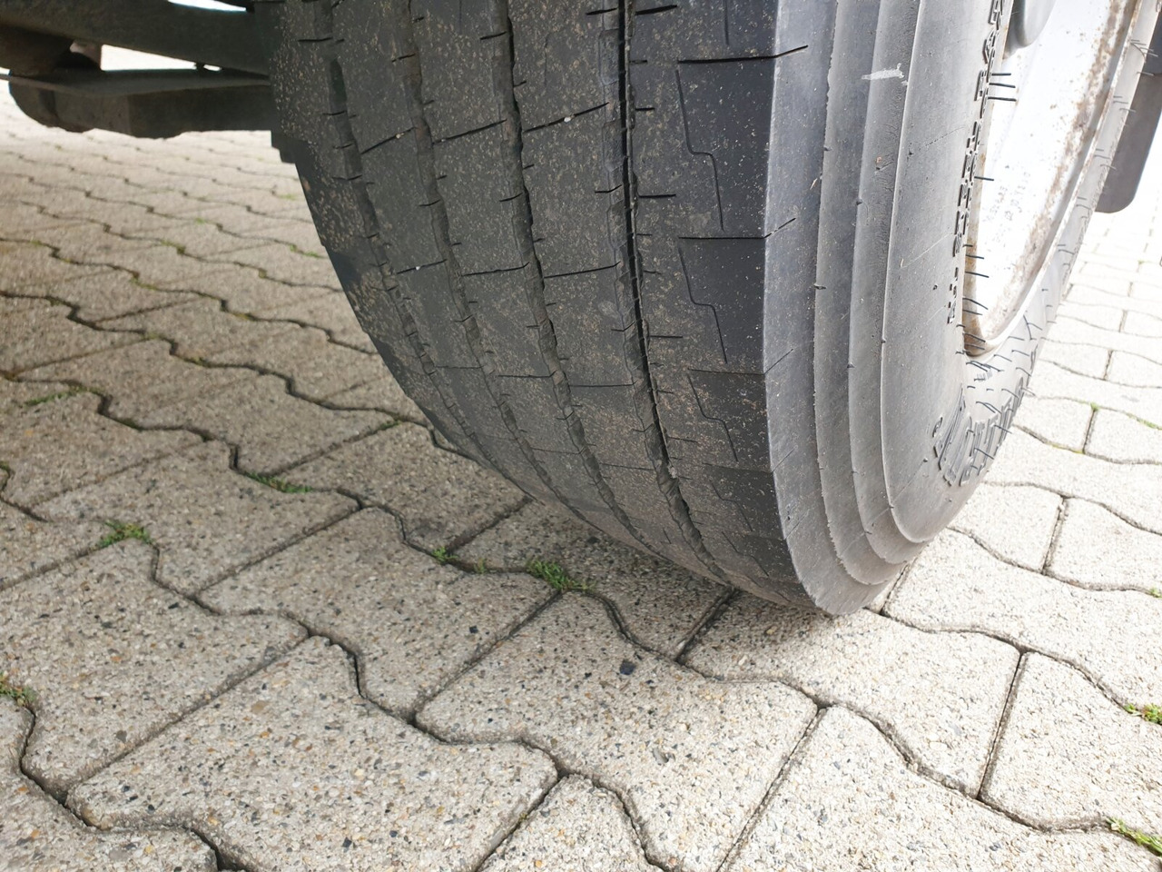 DA3, 2-Achs Anhänger DA3, 2-Achs Anhänger - Ponyvás pótkocsi: 4 kép. DA3, 2-Achs Anhänger DA3, 2-Achs Anhänger - Ponyvás pótkocsi: 4 kép.