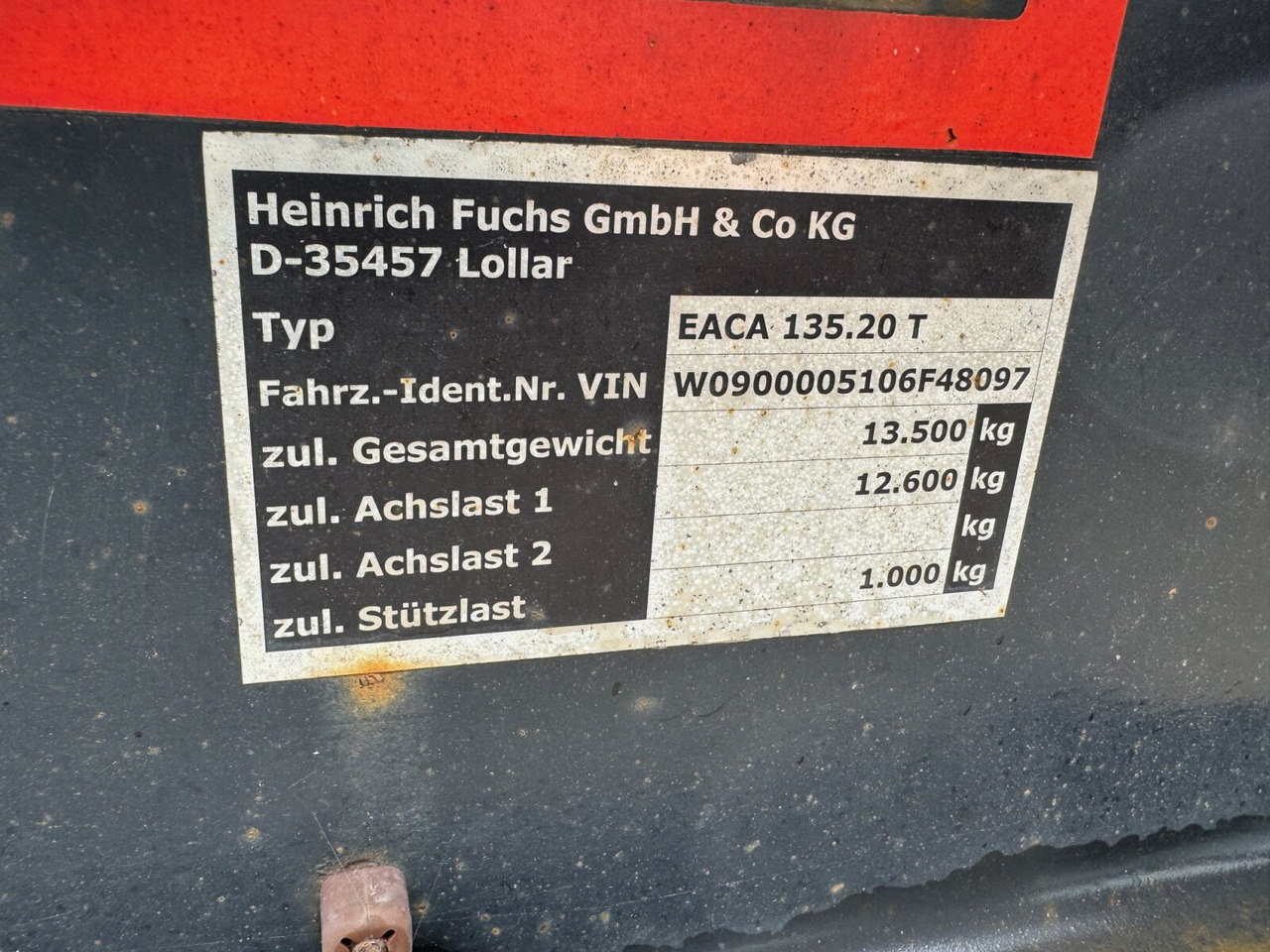 EACA 135.20 T FUCHS EACA 135.20 T, Absetzanhänger für 1 Mulde - Multiliftes/ Konténerszállító pótkocsi: 2 kép. EACA 135.20 T FUCHS EACA 135.20 T, Absetzanhänger für 1 Mulde - Multiliftes/ Konténerszállító pótkocsi: 2 kép.