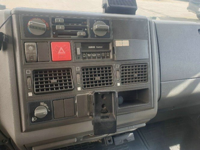 Euro Cargo ML 75E14 4x2 Euro Cargo ML 75E14 4x2 Getränkekoffer, 6-Zylinder-Motor - Dobozos felépítményű teherautó: 3 kép. Euro Cargo ML 75E14 4x2 Euro Cargo ML 75E14 4x2 Getränkekoffer, 6-Zylinder-Motor - Dobozos felépítményű teherautó: 3 kép.