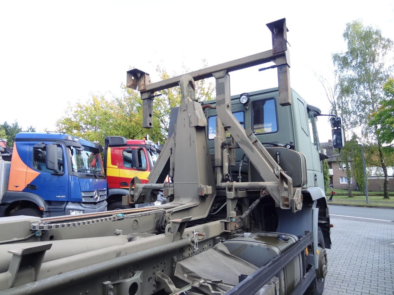 EuroTrakker 260E44W 6X6 EuroTrakker 260E44W 6X6, Retarder, ADR - Horgos rakodó teherautó: 5 kép. EuroTrakker 260E44W 6X6 EuroTrakker 260E44W 6X6, Retarder, ADR - Horgos rakodó teherautó: 5 kép.