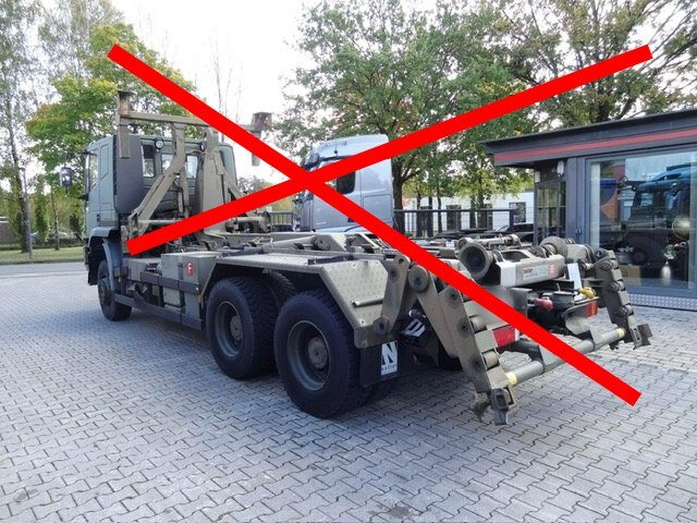 EuroTrakker 260E44W 6X6 EuroTrakker 260E44W 6X6, Retarder, ADR - Alvaz teherautó: 3 kép. EuroTrakker 260E44W 6X6 EuroTrakker 260E44W 6X6, Retarder, ADR - Alvaz teherautó: 3 kép.