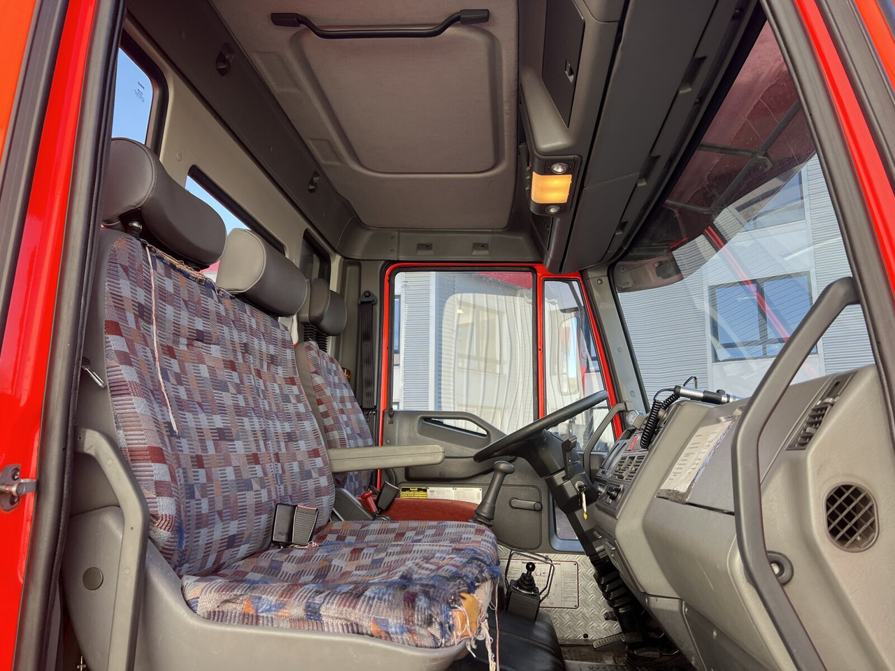 FF 95 E 18 WR 4x4 FF 95 E 18 WR 4x4, 6000l Wassertank - Tartályos teherautó: 3 kép. FF 95 E 18 WR 4x4 FF 95 E 18 WR 4x4, 6000l Wassertank - Tartályos teherautó: 3 kép.