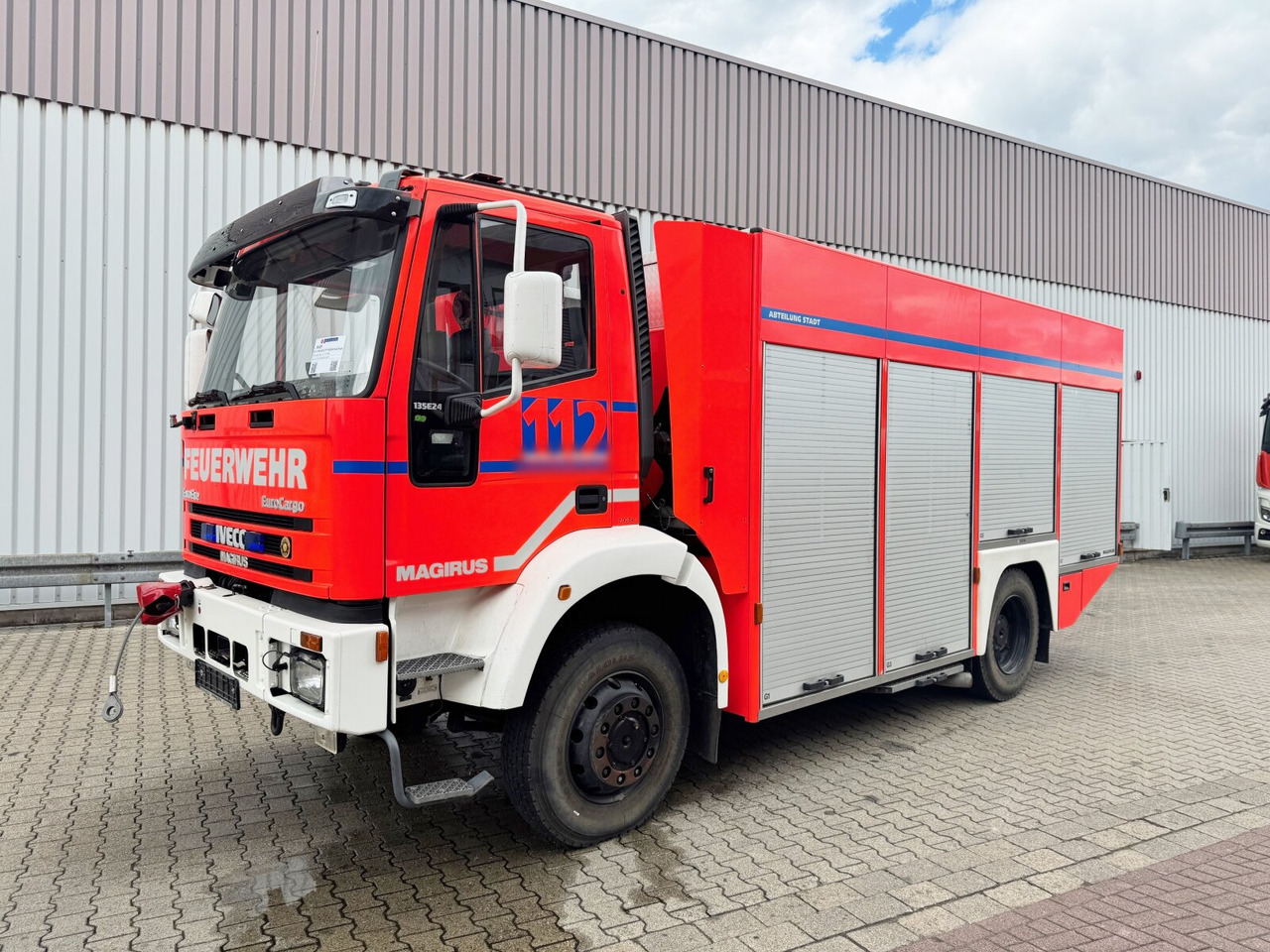 FF135E24W 4x4, Rüstwagen RW2 FF135E24W 4x4, Rüstwagen RW2, Seilwinde - Mentőautó: 1 kép. FF135E24W 4x4, Rüstwagen RW2 FF135E24W 4x4, Rüstwagen RW2, Seilwinde - Mentőautó: 1 kép.