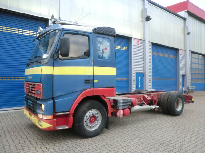 FH New 12-420 4x2 - Alvaz teherautó: 1 kép. FH New 12-420 4x2 - Alvaz teherautó: 1 kép.