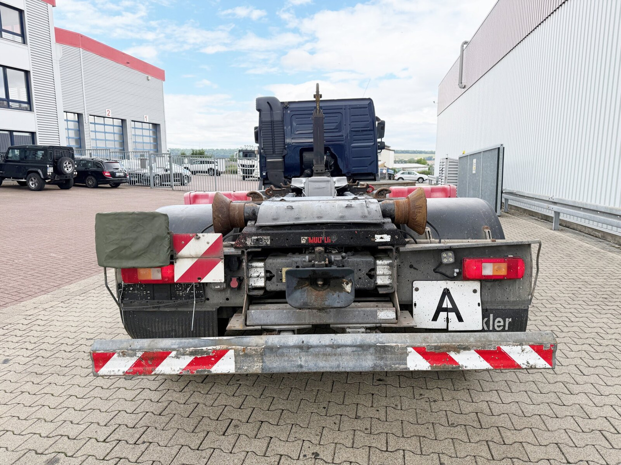Horgos rakodó teherautó FM 410 6x2 FM 410 6x2, Lenk-/Liftachse: 12 kép.