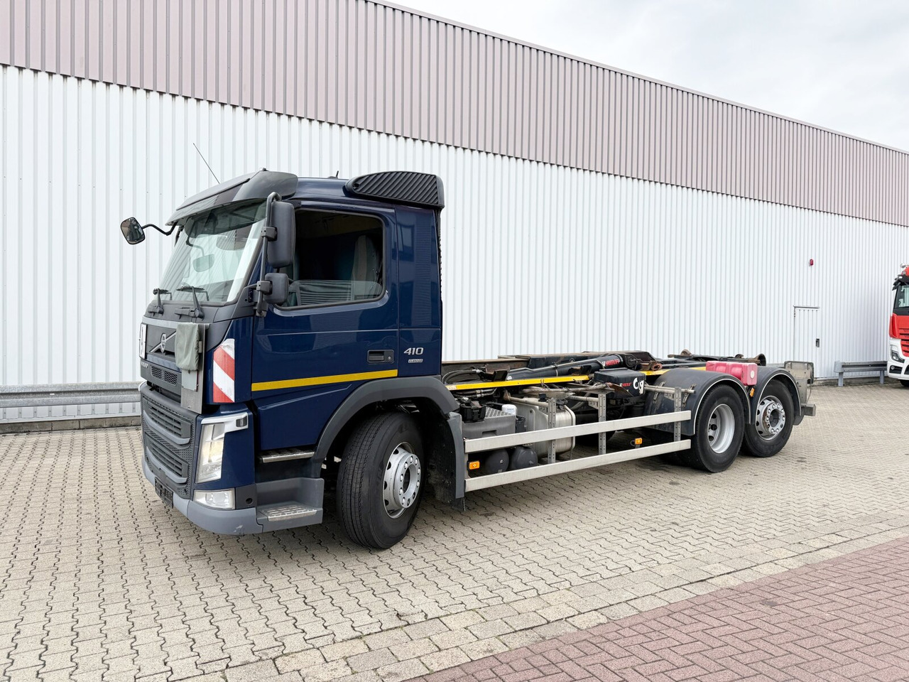 Horgos rakodó teherautó FM 410 6x2 FM 410 6x2, Lenk-/Liftachse: 8 kép.