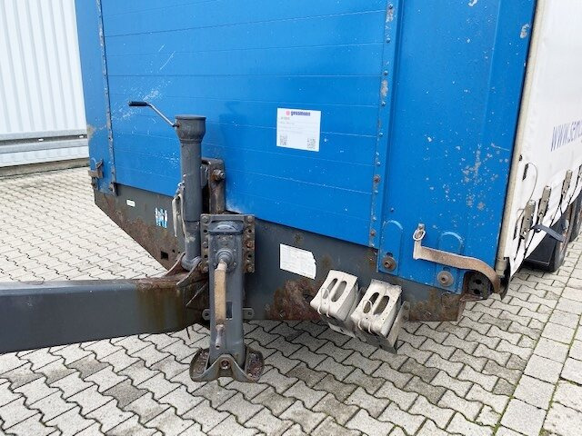 Fliegl TPS 118 TPS 118 Glastransporter, Edscha-Verdeck - Ponyvás pótkocsi: 2 kép. Fliegl TPS 118 TPS 118 Glastransporter, Edscha-Verdeck - Ponyvás pótkocsi: 2 kép.